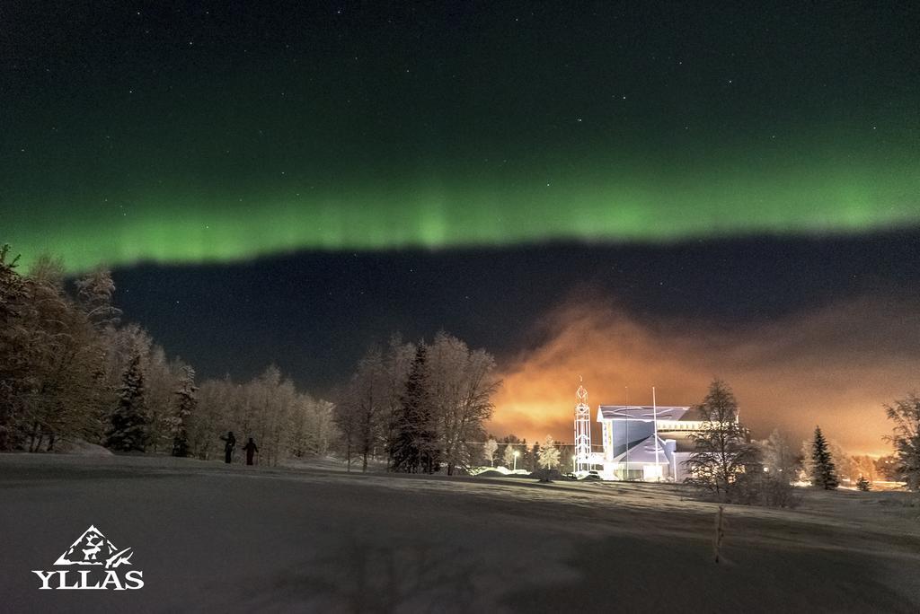 Yllaeksen Yoepuu Villa Akaslompolo Bagian luar foto