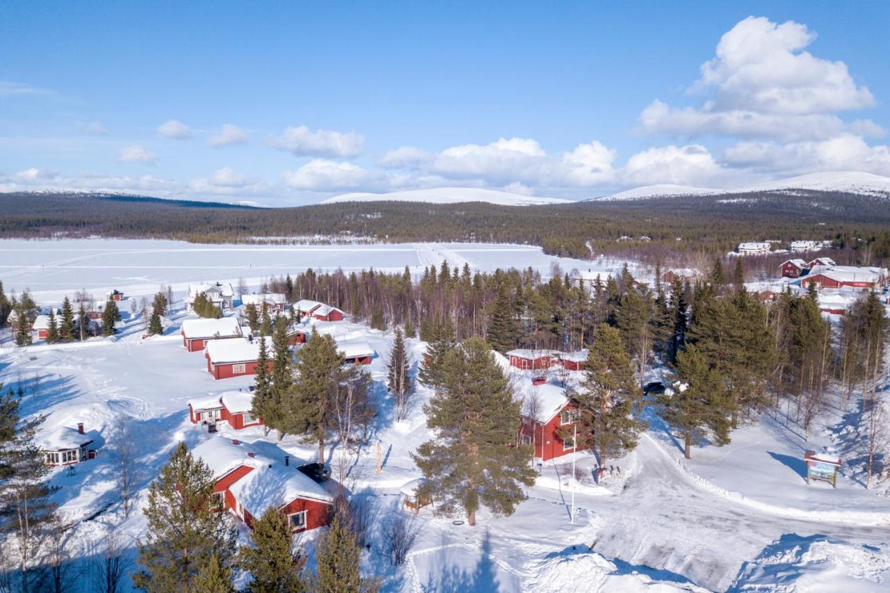 Yllaeksen Yoepuu Villa Akaslompolo Bagian luar foto
