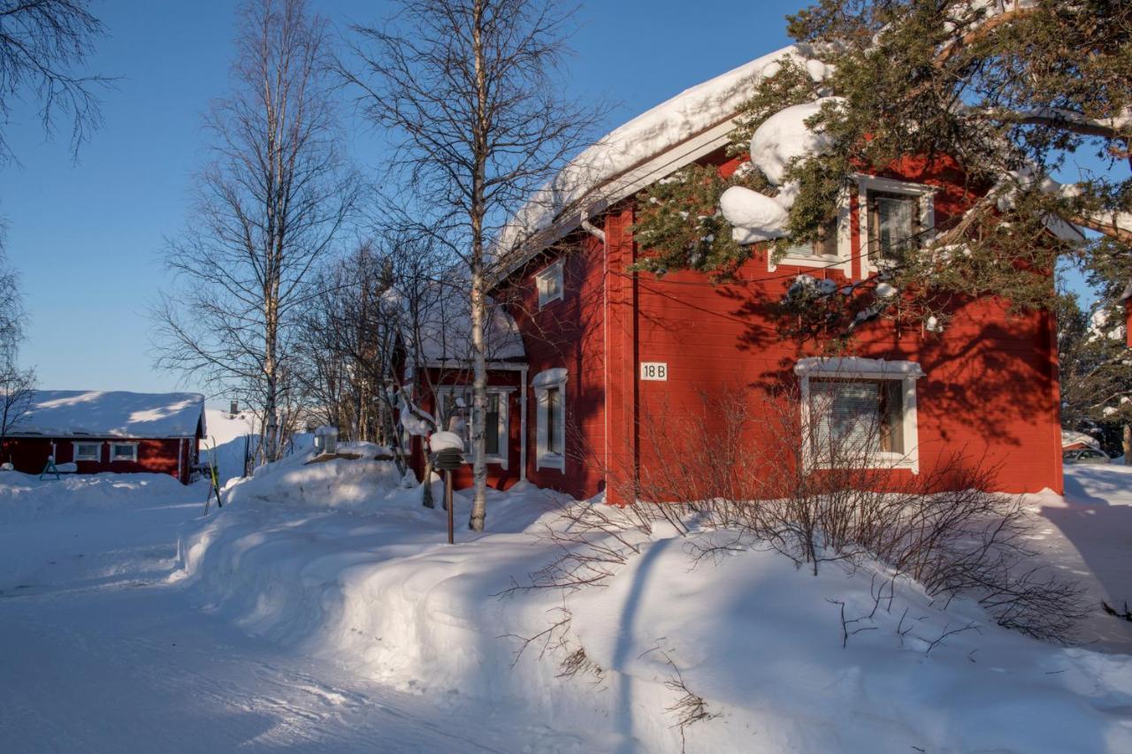 Yllaeksen Yoepuu Villa Akaslompolo Bagian luar foto