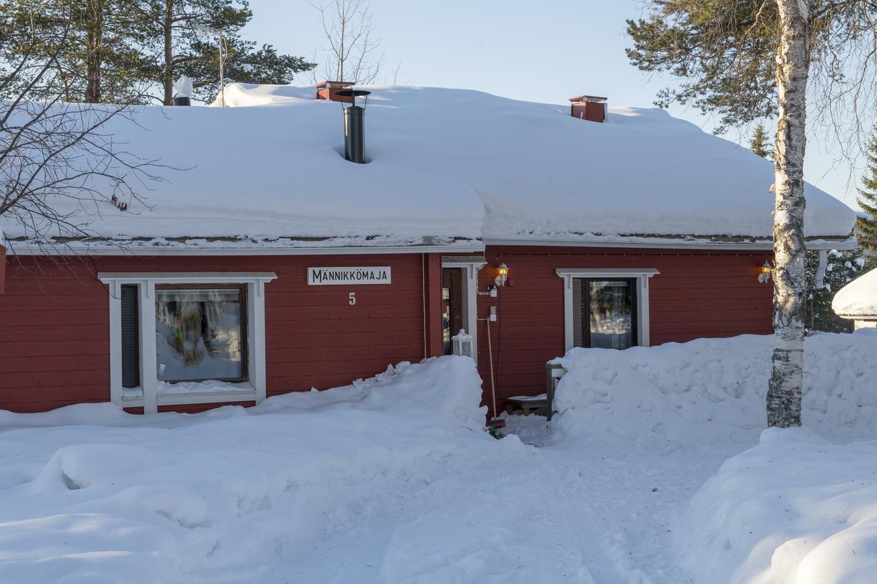 Yllaeksen Yoepuu Villa Akaslompolo Bagian luar foto